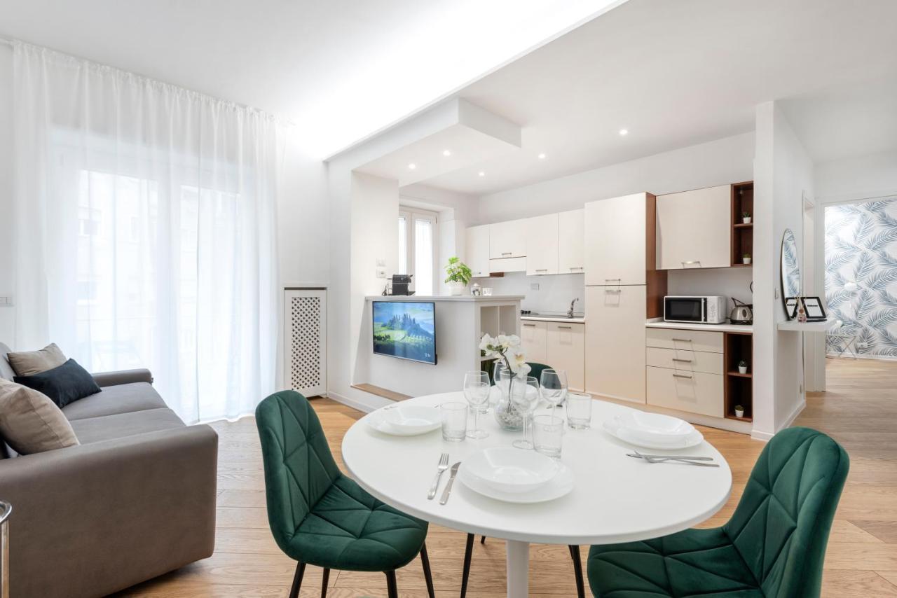 Apartment White Flat Gallia Rome